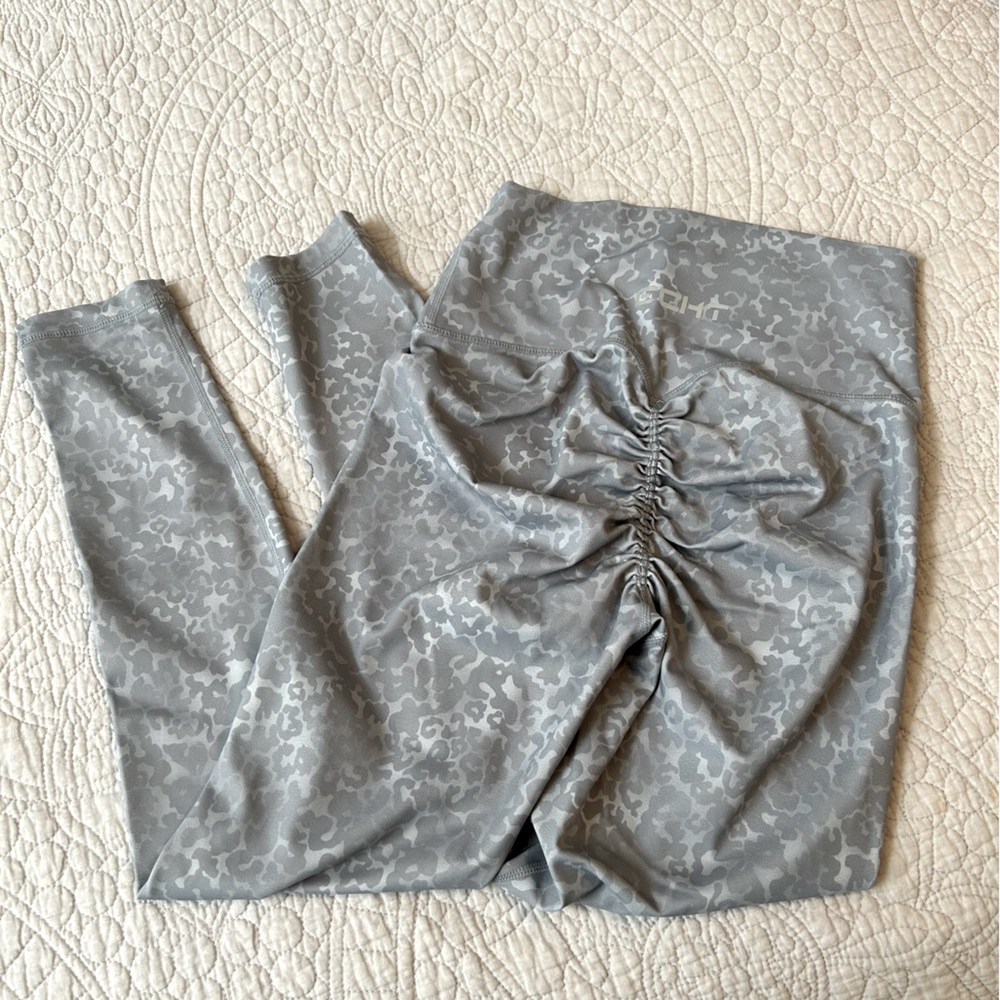 ECHT scrunch leggings